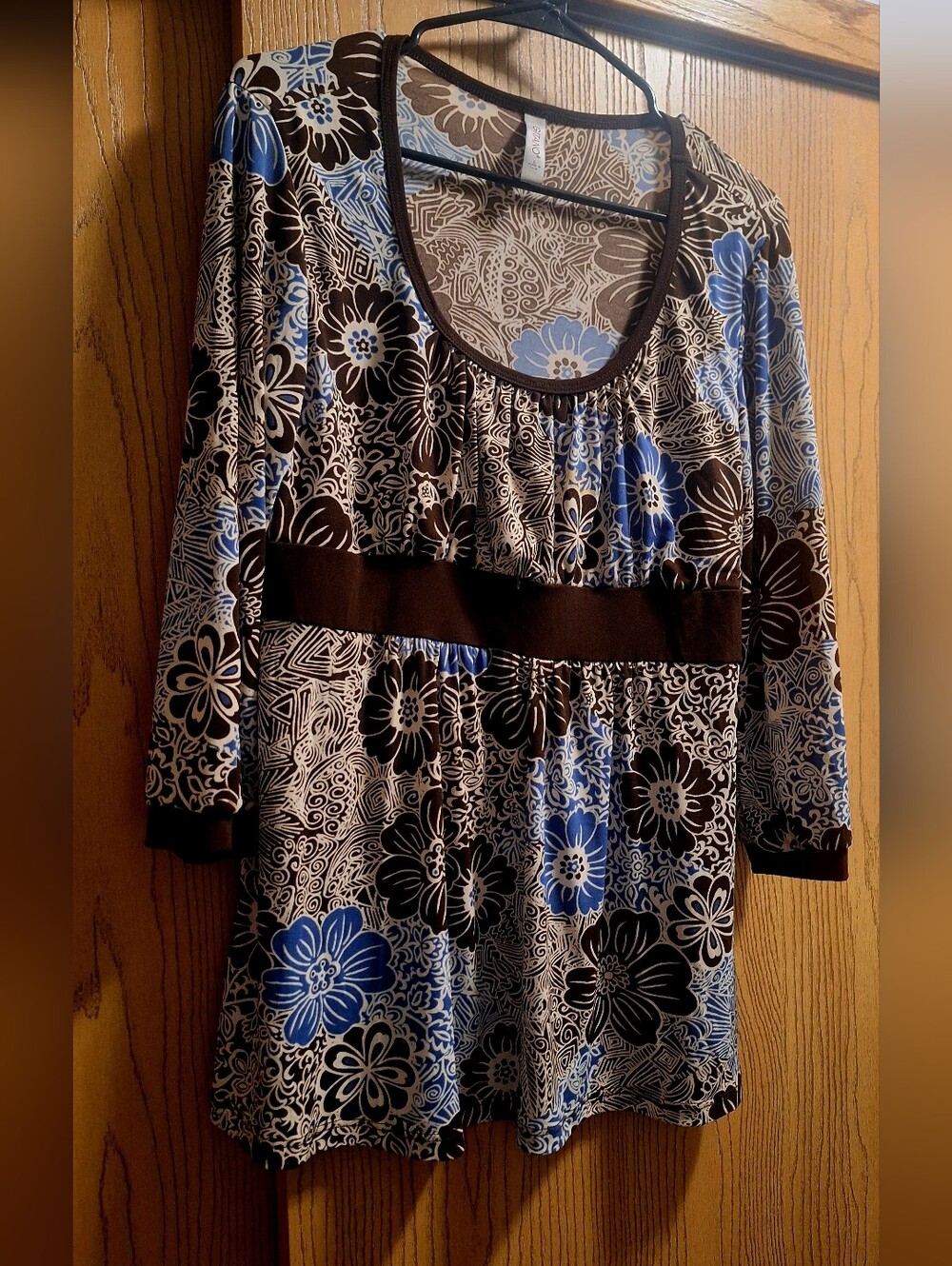 Blue and Brown Floral Scoop Neck Tunic